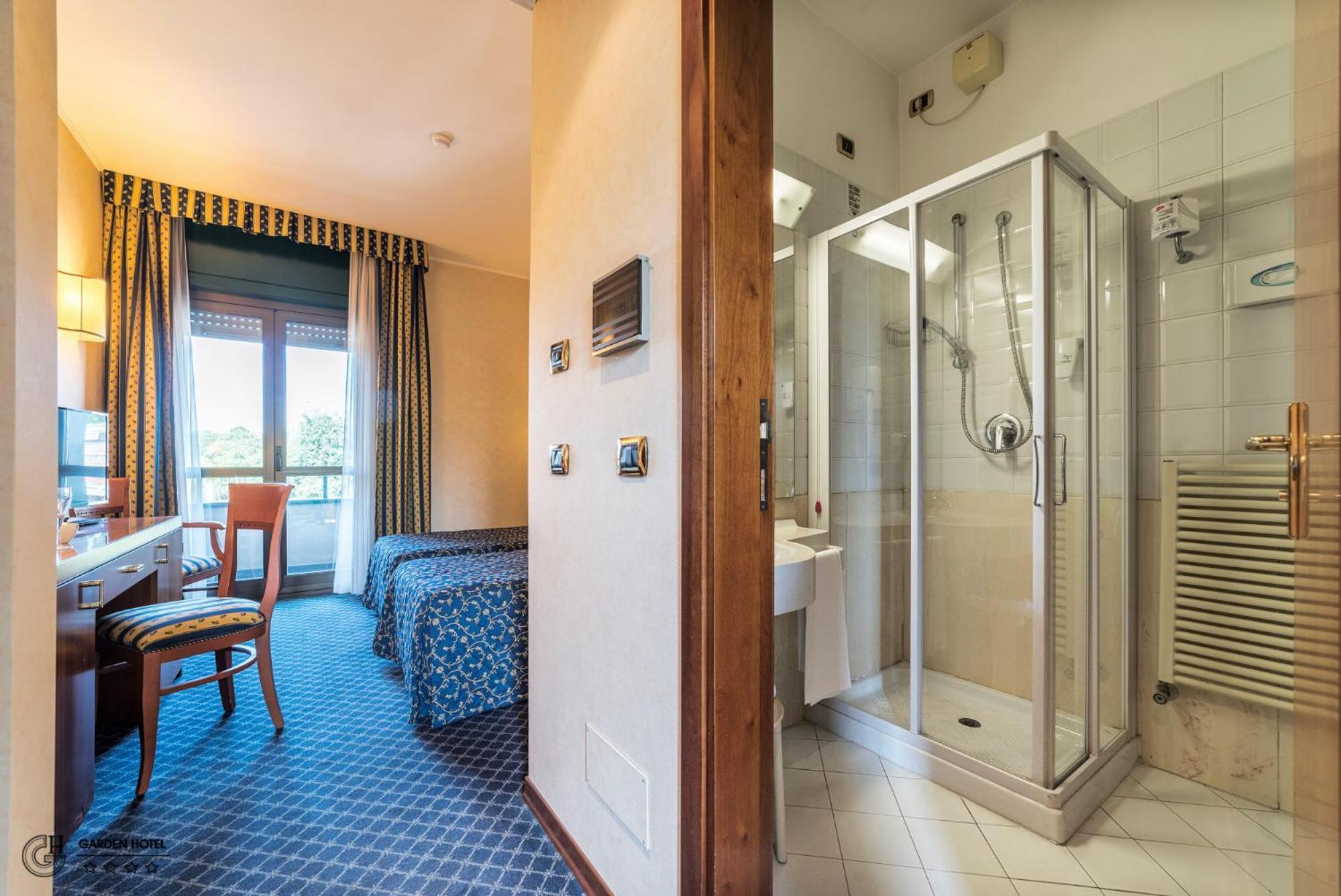 Double or Twin Room Balcony